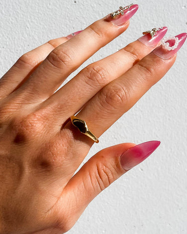 YOUR HEART SIGNET RING GOLD - STUDIO JO STORE